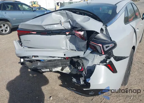 2025 Kia K5 Gt-Line z USA, uszkodzony, nr VIN KNAG64J72S5382499